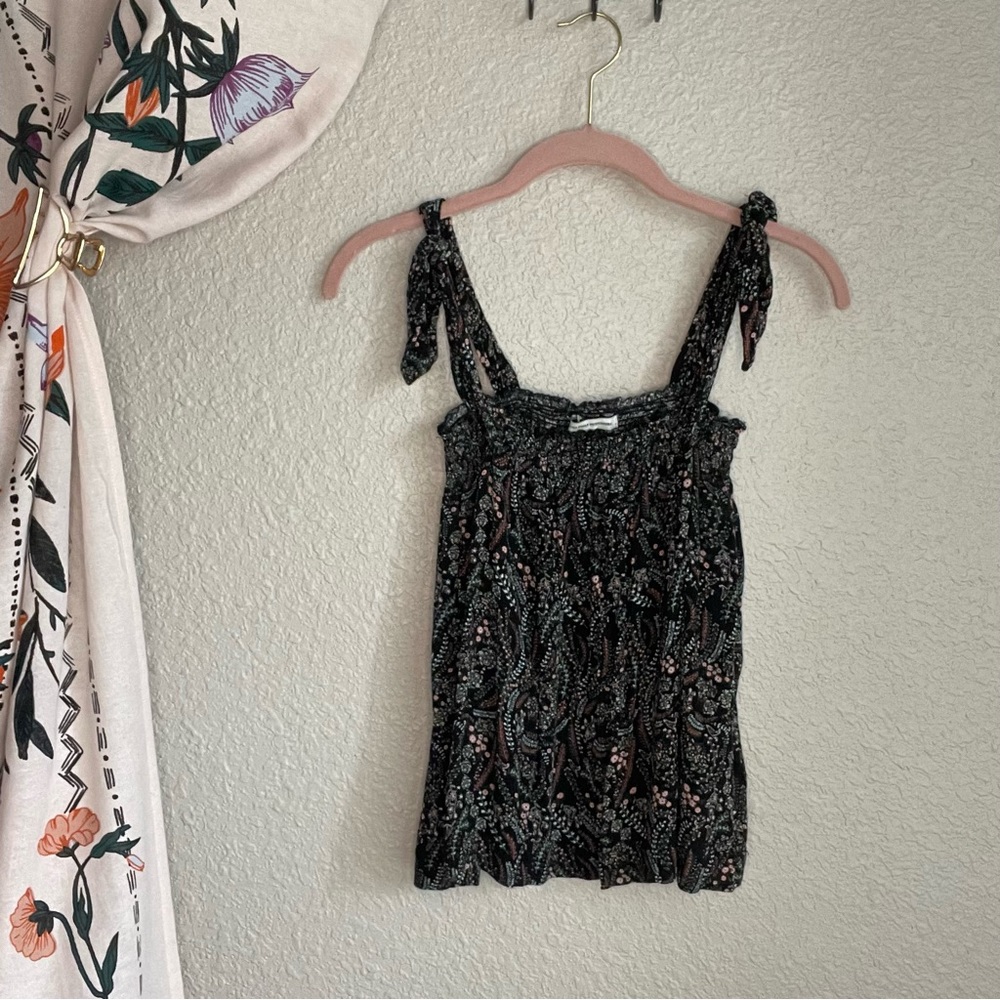American Eagle Black w/ Pastel Florals Flowy Tank, Adjustable Tie Straps Size S